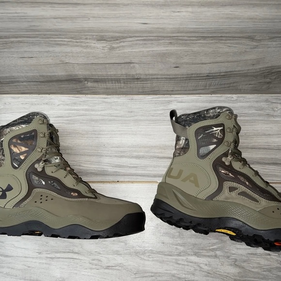 Mens Under Armour Charged Raider Waterproof Camo boots size 13 
New without box - Picture 10 of 10
